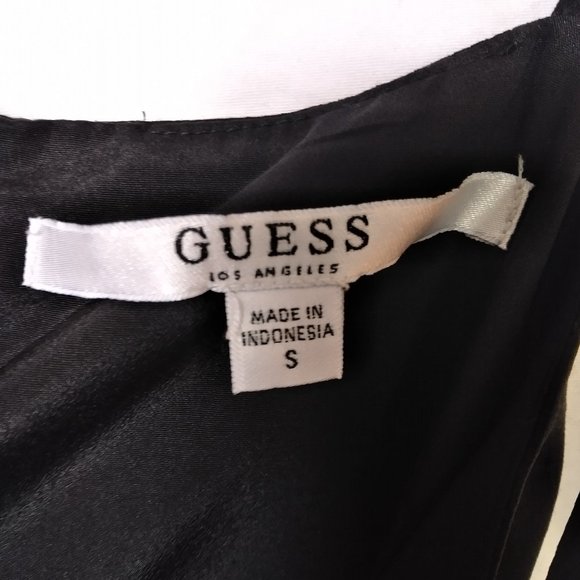 GUESS  ROMPER SZ  SM - Picture 4 of 5